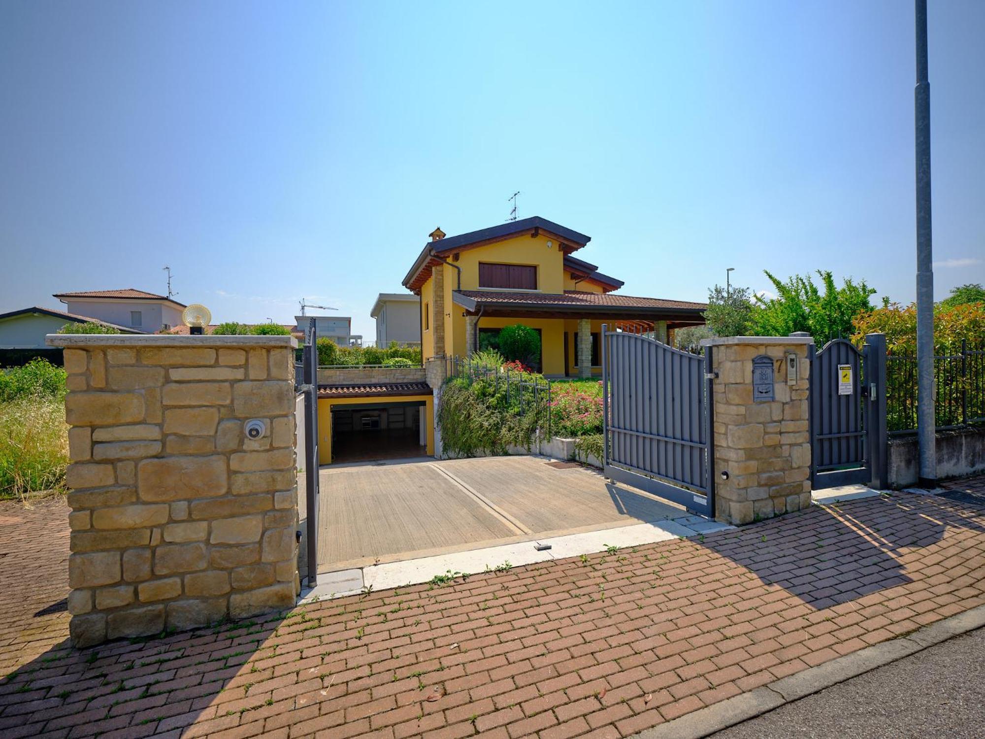Villasgarda - Villa Leone Salionze מראה חיצוני תמונה